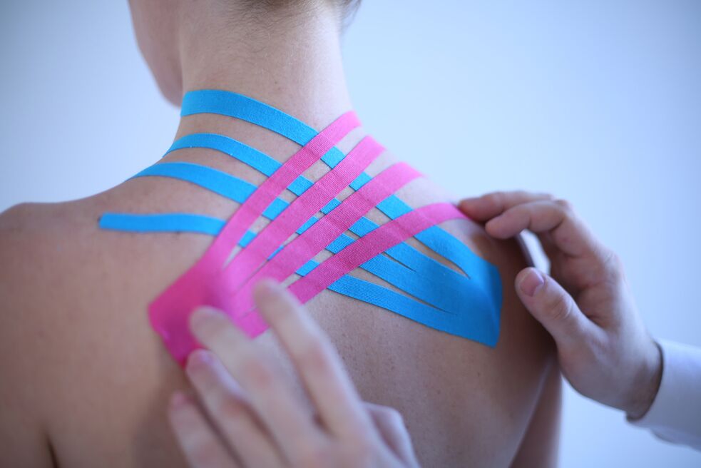 kinesio taping per osteocondrosi della colonna vertebrale